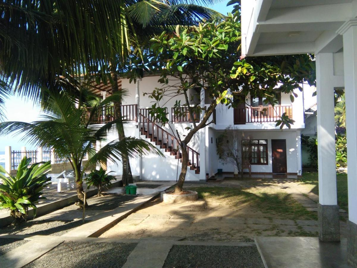 Rainbow Surf Beach Hotel Koggala Exterior foto